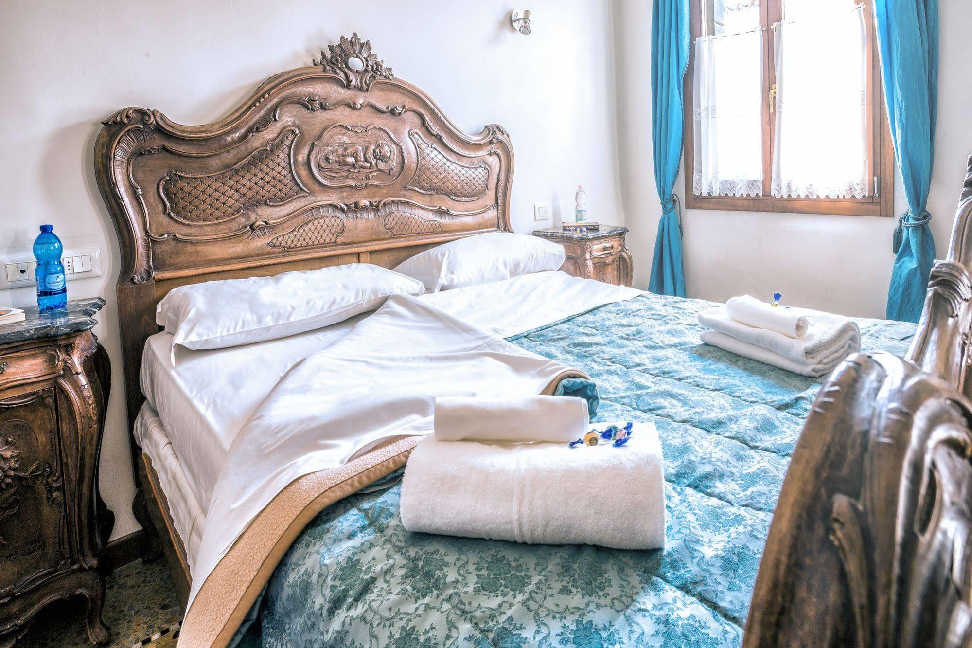 Locanda Bareteri Венеция Экстерьер фото